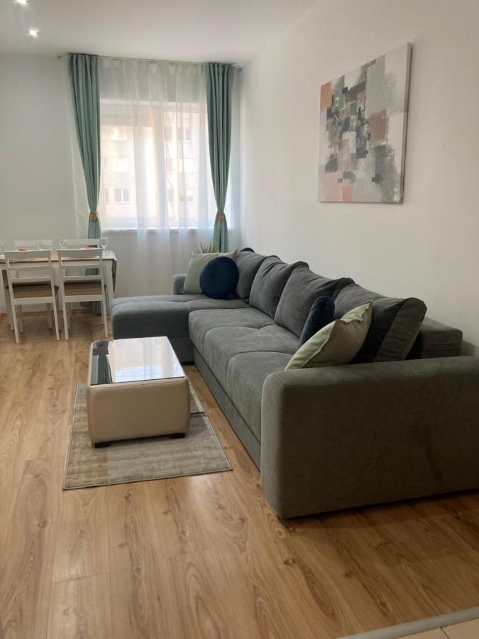 Laroka House Rin Grand Residence Modern Apartment Бухарест Экстерьер фото